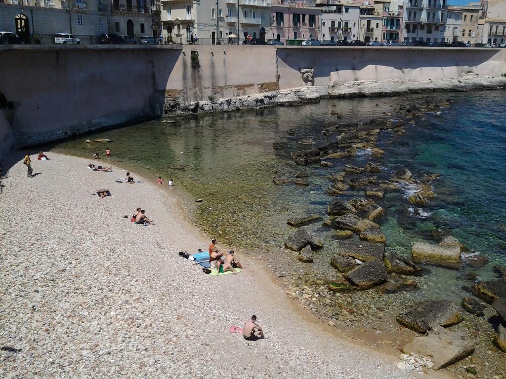 La Casa Di Ilde Al Duomo - Ortigia Holidays シラクーサ エクステリア 写真