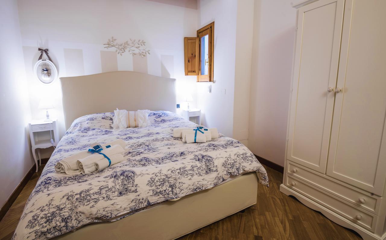 La Casa Di Ilde Al Duomo - Ortigia Holidays シラクーサ エクステリア 写真