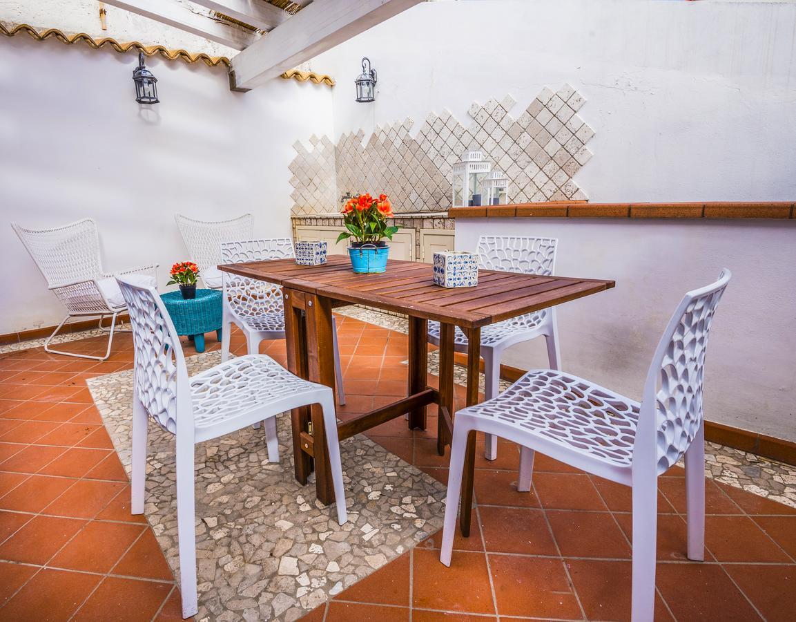 La Casa Di Ilde Al Duomo - Ortigia Holidays シラクーサ エクステリア 写真