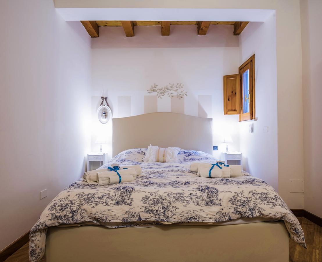 La Casa Di Ilde Al Duomo - Ortigia Holidays シラクーサ エクステリア 写真